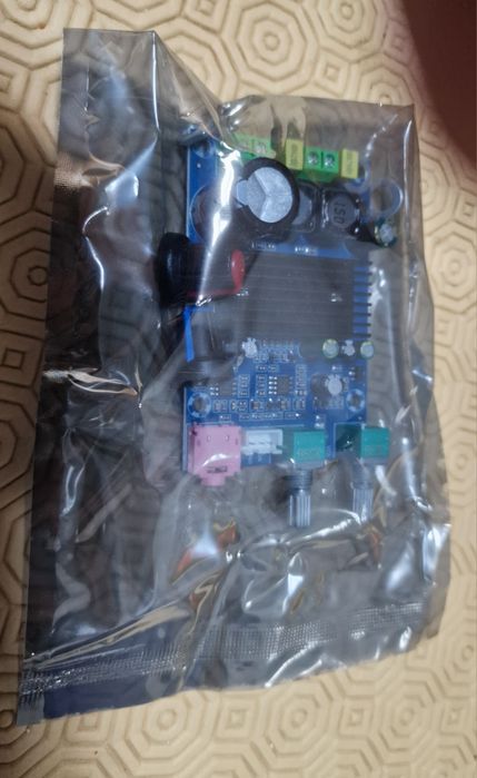 Mini amplificador para subwoofer de automóvel novo