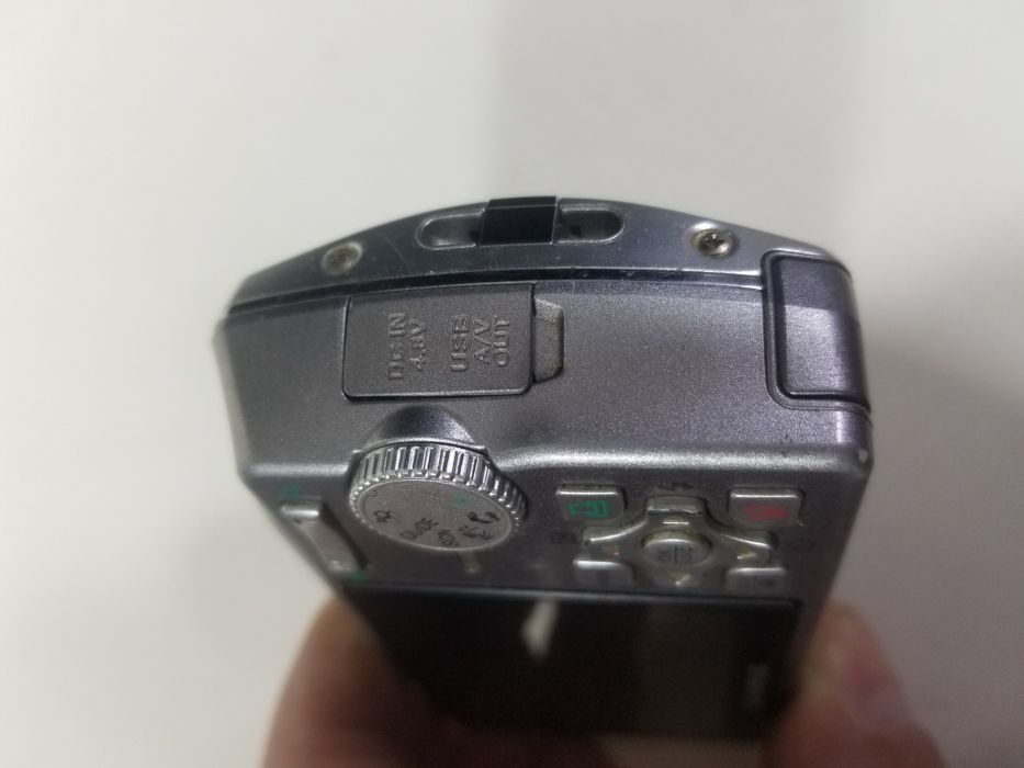 Фотоаппарат Olympus M-700