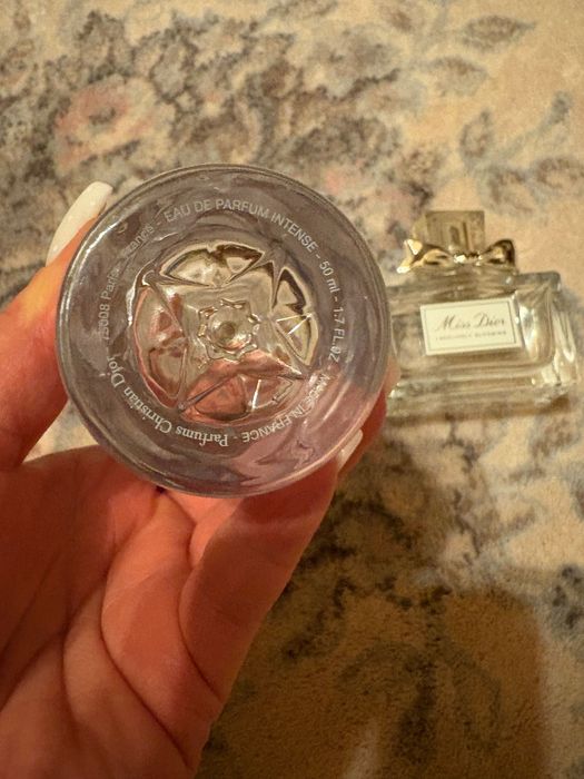 Butelki po perfumach Dior