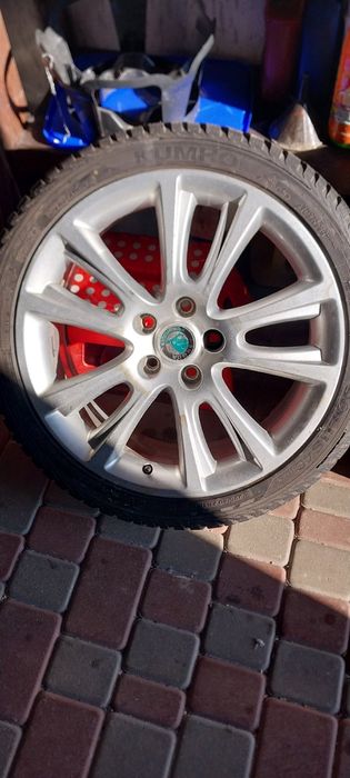 Shkoda Volkswagen R18.225/40