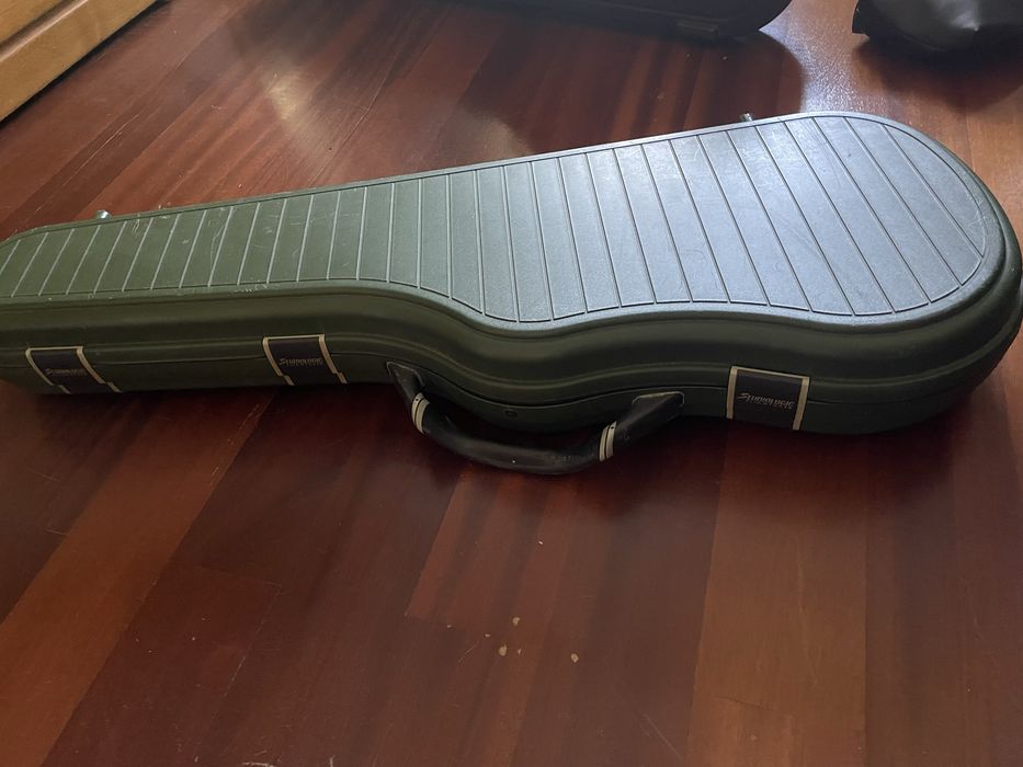 Guitarra elétrica - Samick KR-670 (gama limitada)