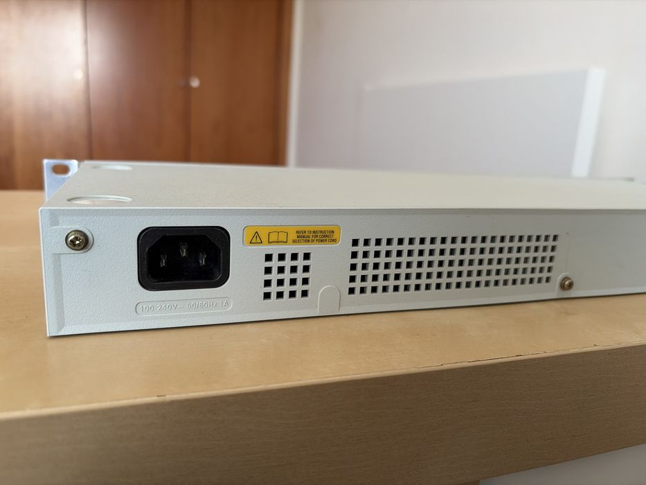Switch 3com 16 portas447190775922708482