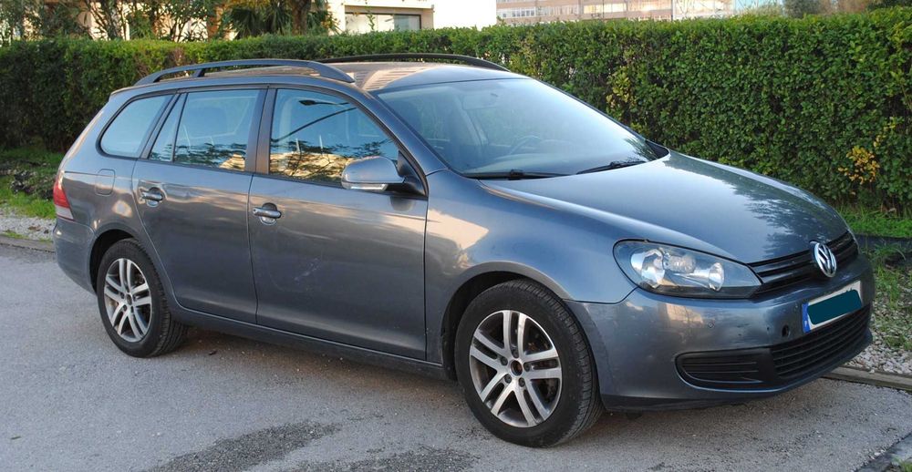 V.W. Golf 1.6 TDI Variant 105 cv (Diesel)