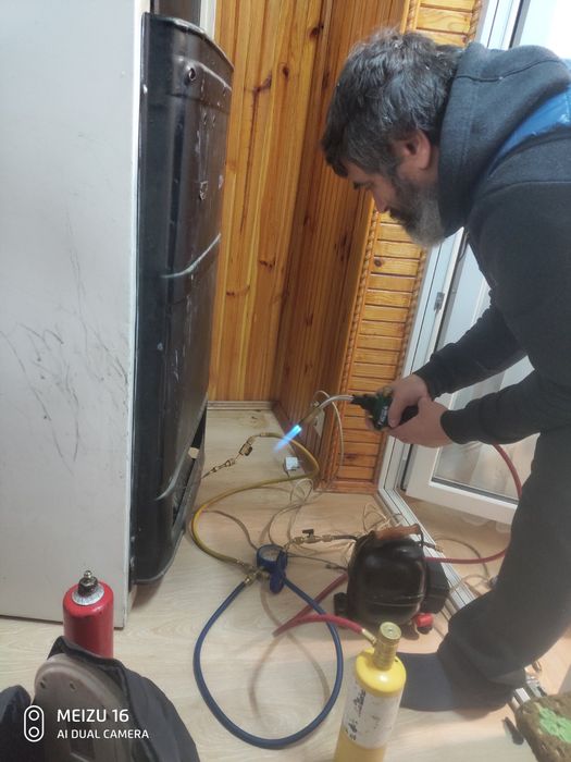 Ремонт холодильникiв з виїздом .Без посередників