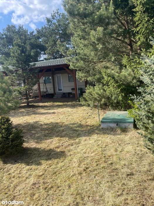 Działka rekreacyjna z mediami i ogrodzeniem blisko jezior