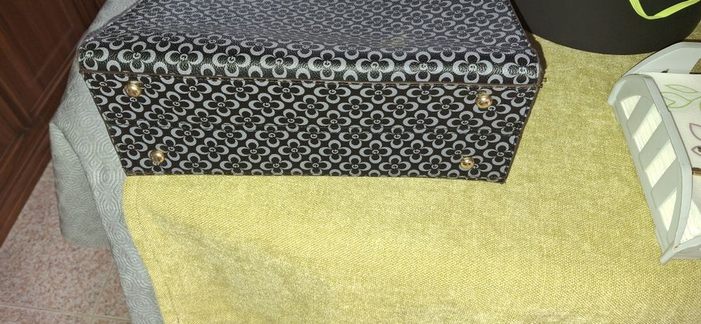 Carteira de mão  de mulher