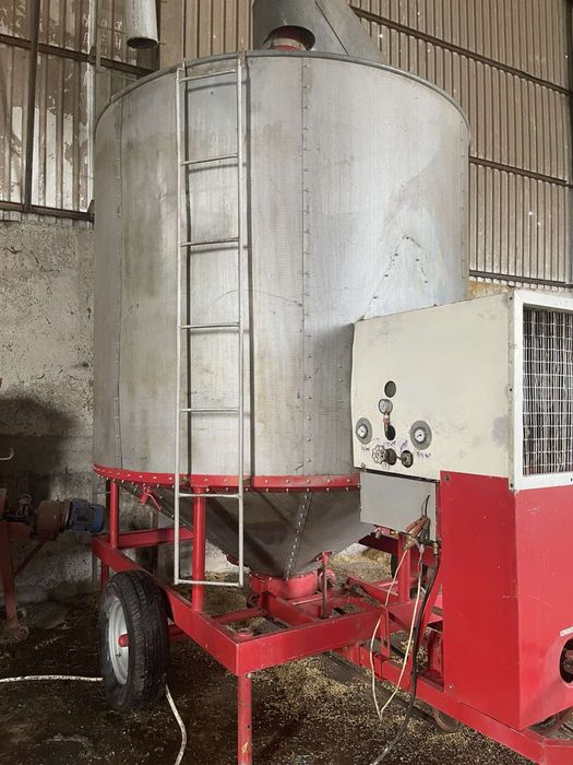 Зерносушарка мобільна, зерносушарка, зерносушилка, мобильная сушилка.