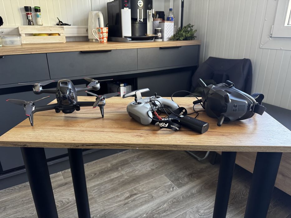 DJI FPV Combo + gogle + kontroler