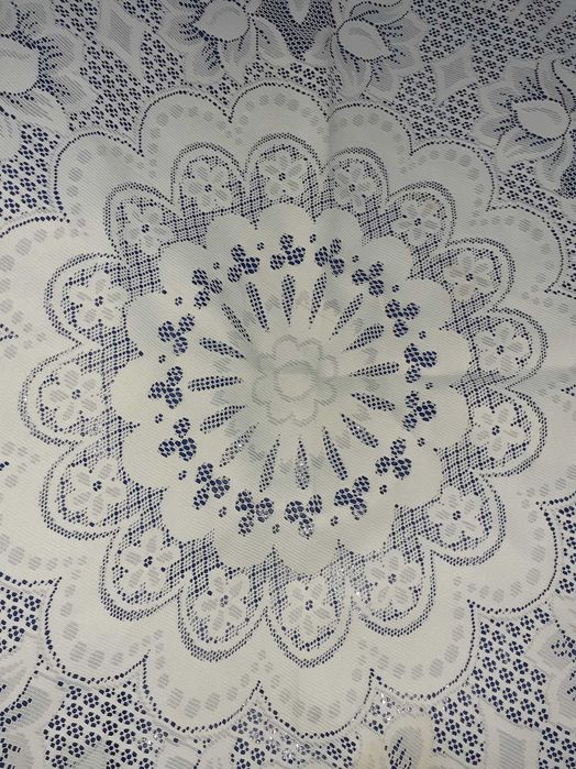 Toalha Redonda Antiga