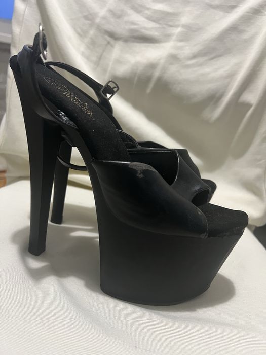 Стріпи Pleaser. Двійка 38 р.