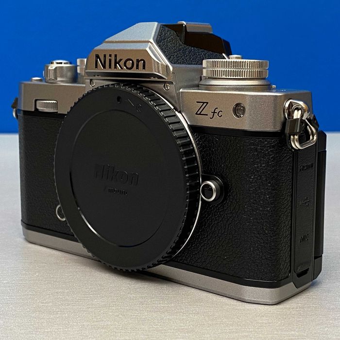 Nikon Z fc (Corpo) - 20.9MP | 3 ANOS DE GARANTIA