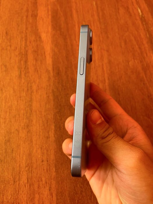 Продам iPhone 14