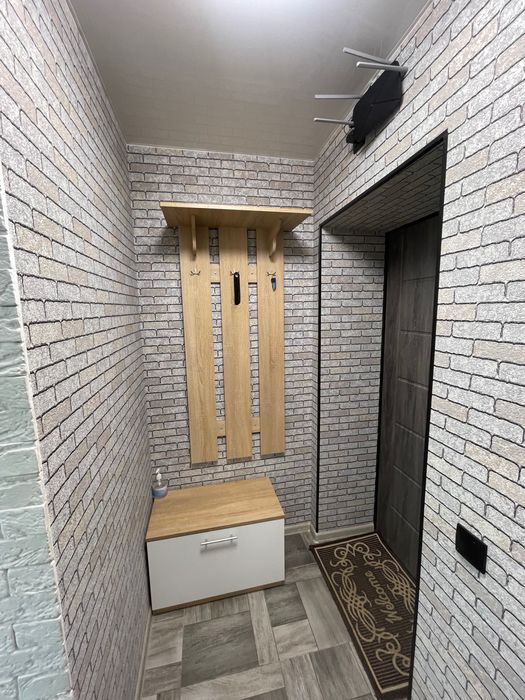 2 й поверх ВІЛЬНА! ЦЕНТР квартира студія подобово