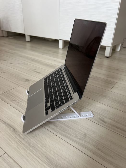 Suporte dobravel para computador e tablet