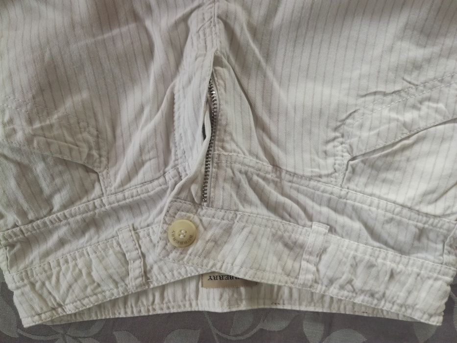 Calções Burberry - 10 anos