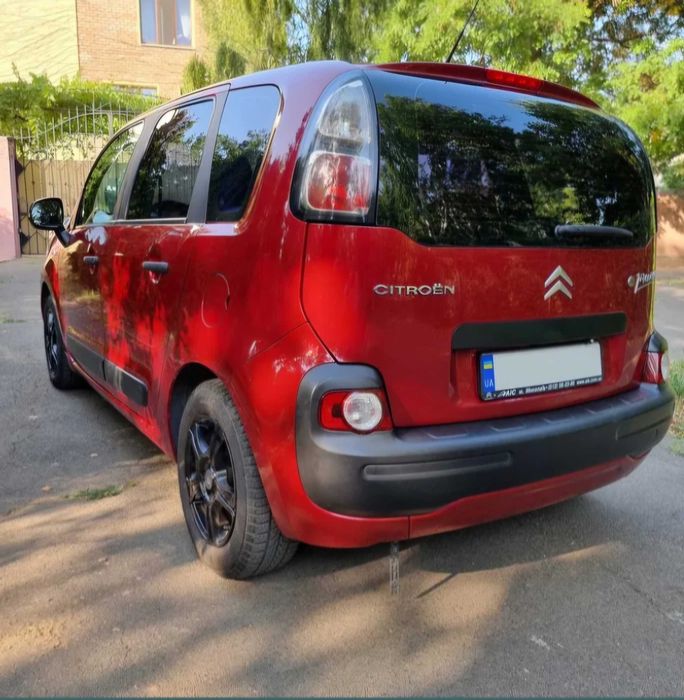 Citroen C3 Picasso 2011 рік (1,4)