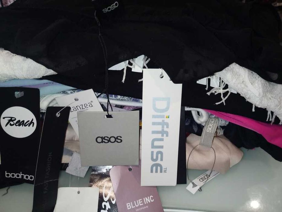 Hurt outlet odzież z metką adidas nice itp..odzież używana