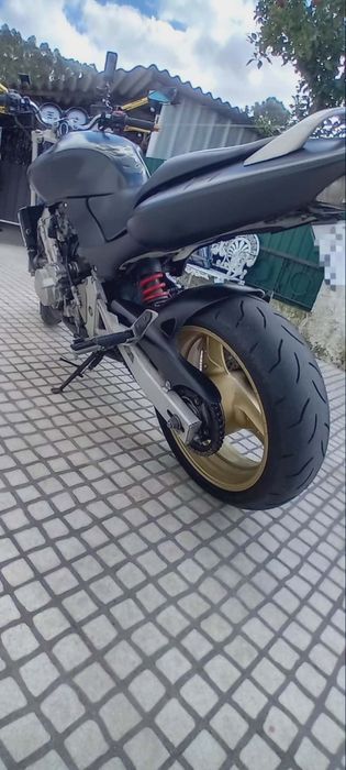 Honda Hornet 600cc 72kw de livrete.