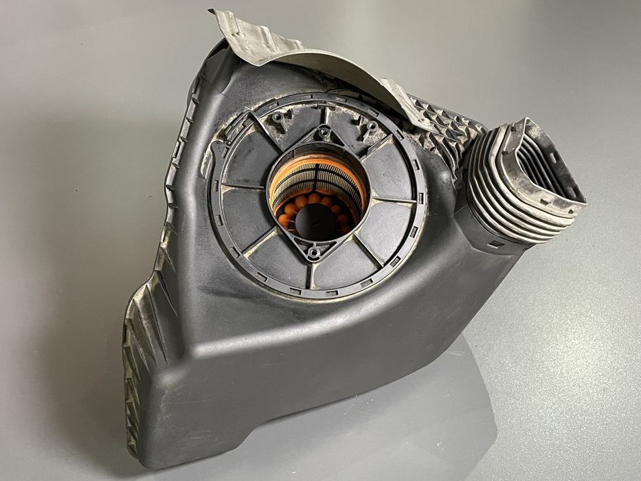 Корпус Повітряного Фільтра Audi A6 C7 2.0 TDI Ауді Розборка Шрот