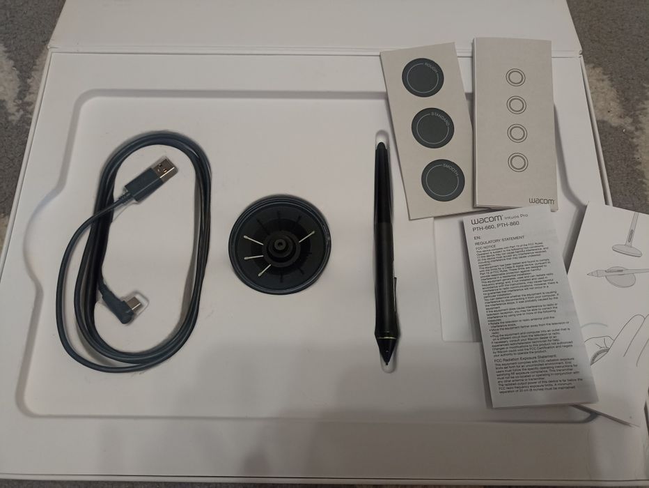 Графічний планшет Wacom Intuos Pro