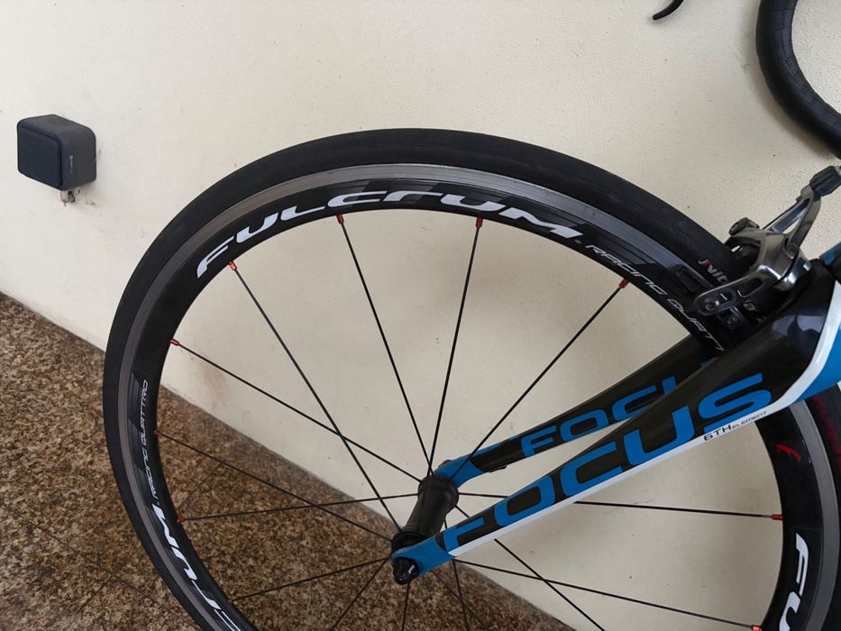 Bicicleta focus carbono M