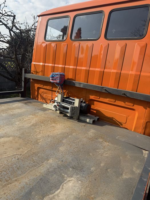 Mercedes 406 , laweta