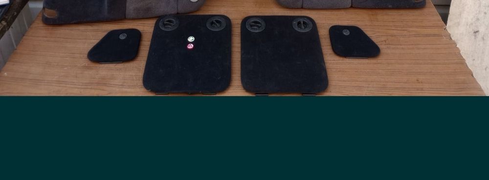 Дверна карта/обшивка дверей  Mazda 323F BA /Omega b