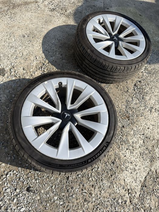 Диск r19 Tesla model 3 Голий взборі