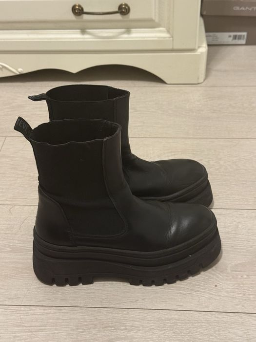 ботинки Steve Madden