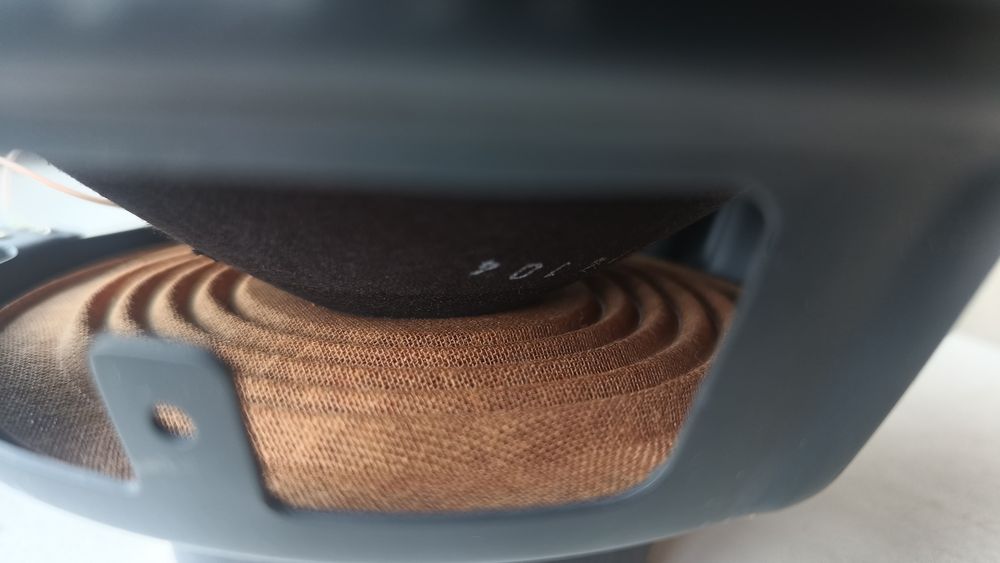 Динаміки Isophon .