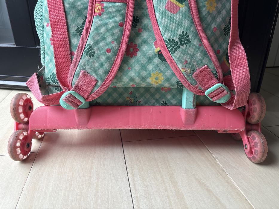 Conjunto mochila lancheira e estojo para escola