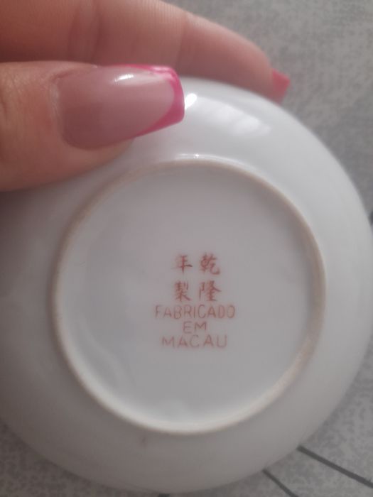 Louça fabricada em macau