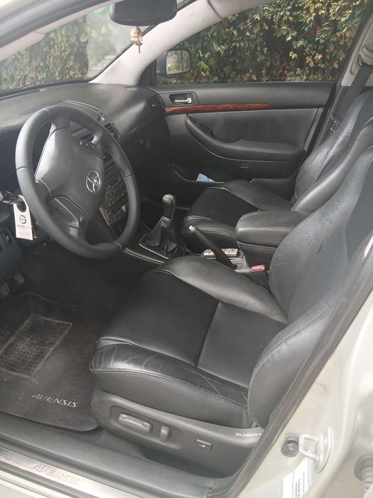 Toyota Avensis 2004 — photo 4