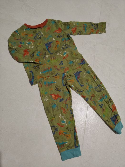 Piżamka w dinozaury r.98