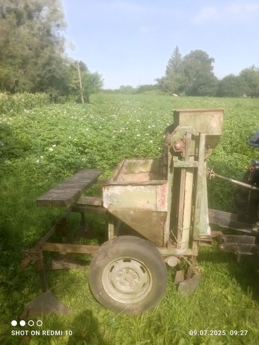 Саджалка дворядна на трактор