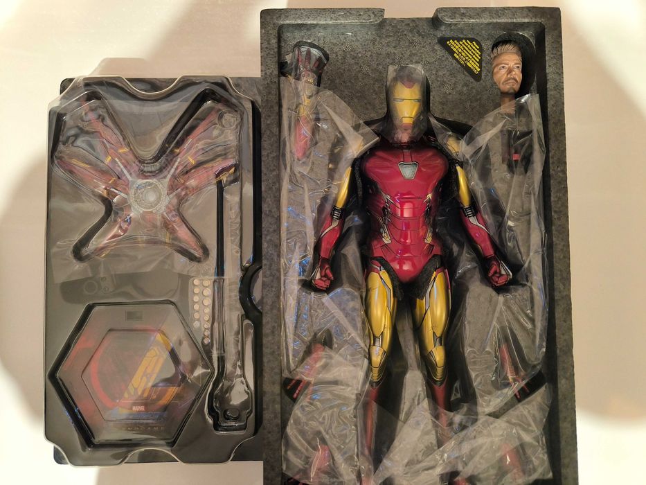 Фигурка Железный Человек марк 85 от Hot Toys MMS528D30 Iron Man