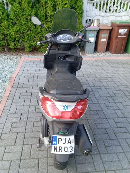 Skuter Piaggio X 7