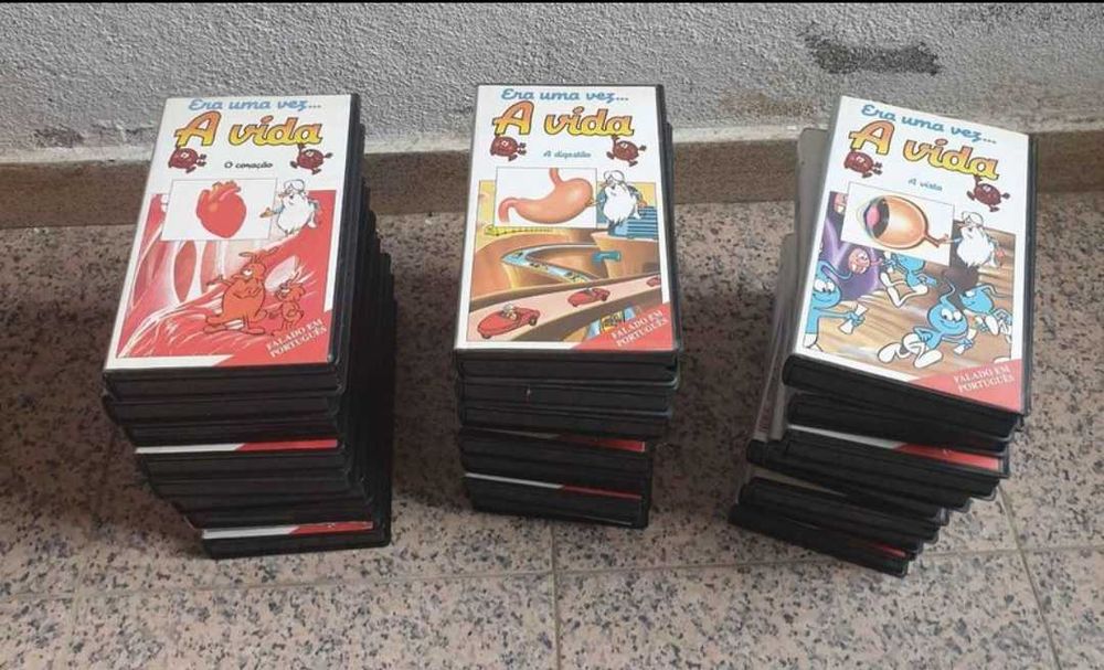 Cassetes VHS Era uma vez A Vida ver fotos