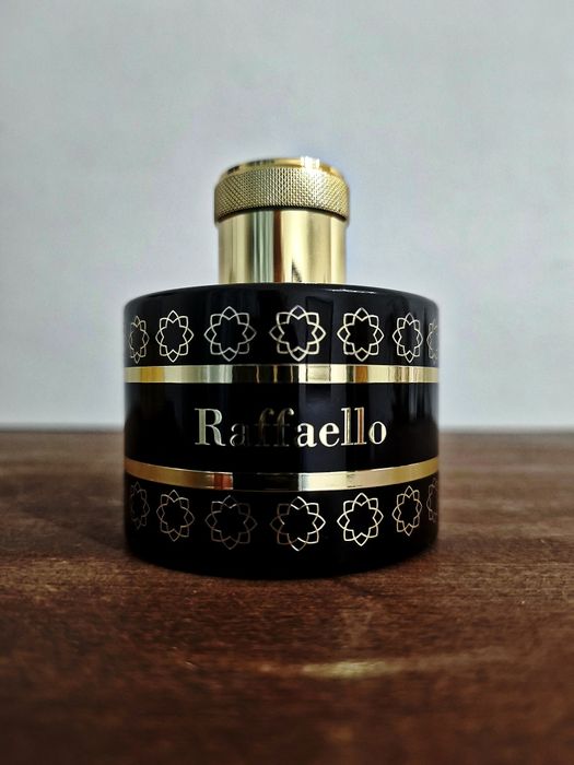 Perfume Nicho Pantheon Roma Raffaello