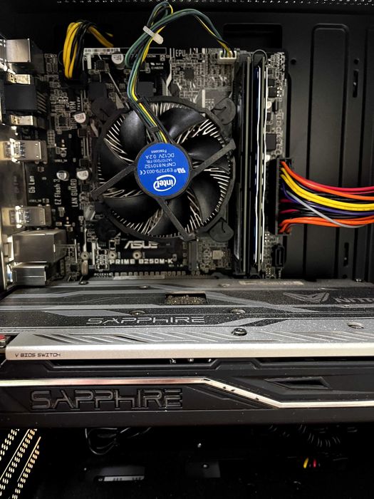 Mac OS Ventura + Windows 10: i5 7400 + 16 GB + RX 570 4GB