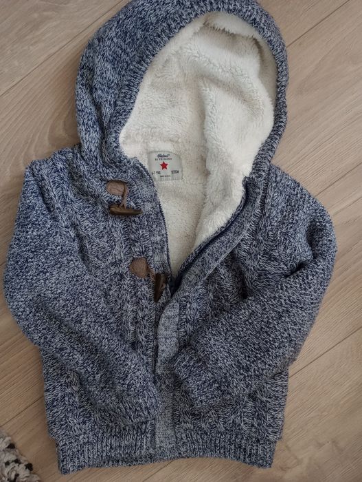 Gruby sweterek Rebel