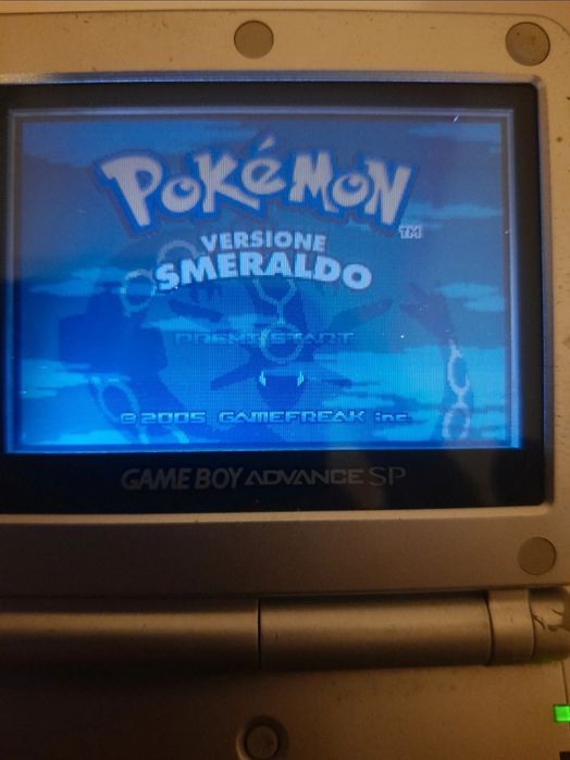 Pokemon emerald genuino com pilha nova em italiano