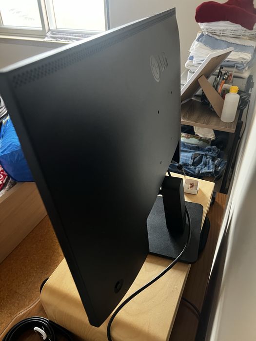 Monitor LG 27” FHD 100Hz IPS AMD FreeSync — Como Novo com Caixa