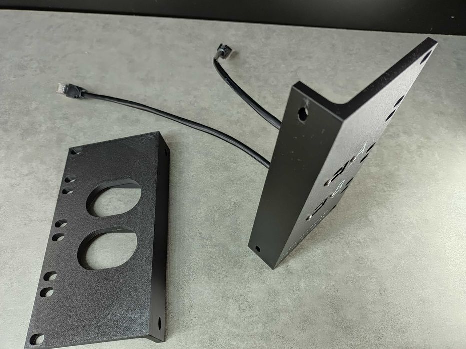 Uchwyty PRESONUS NSB 16.8 Uszy Rackmount stagebox crosspanel