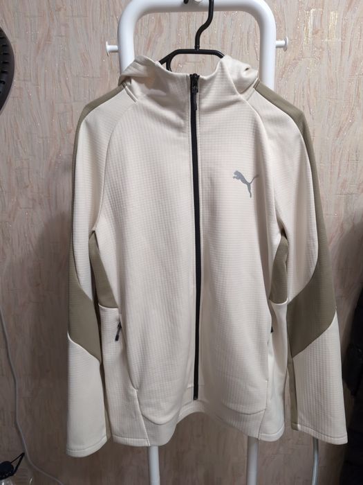 Кофта М розмір Puma нова