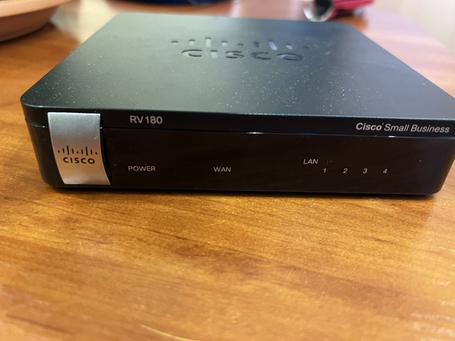 Маршрутизатор cisco rv180