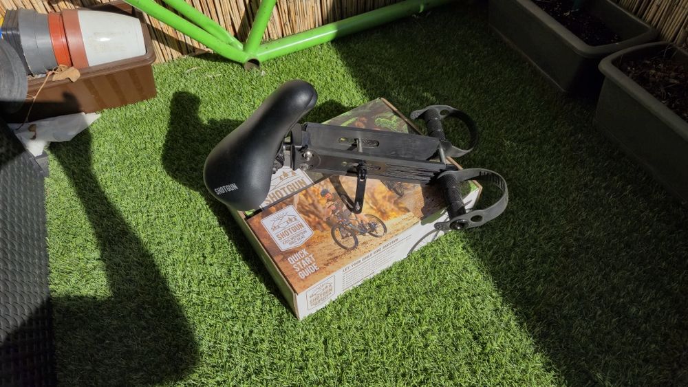 Siodełko shotgun na ramę