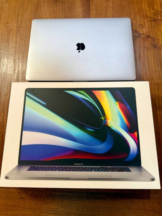 MacBook Pro 16" 2019 / 16GB RAM / 512GB SSD