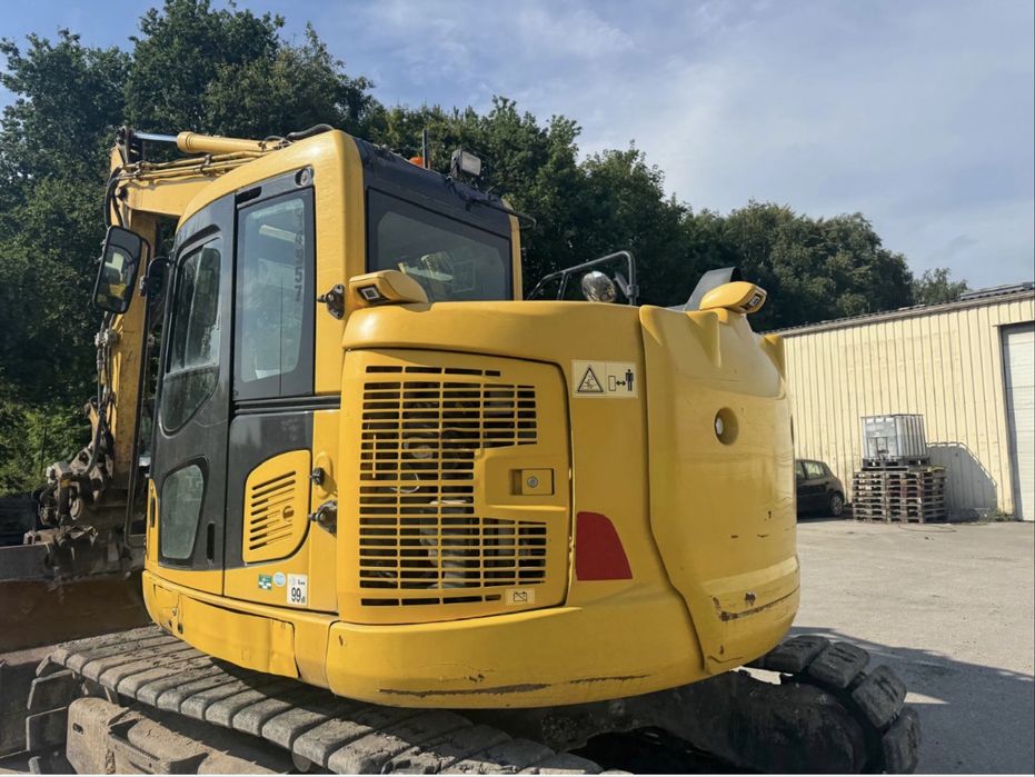 Giratoria komatsu de 2019