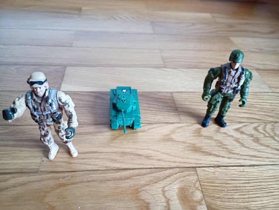 Brinquedos de Ação